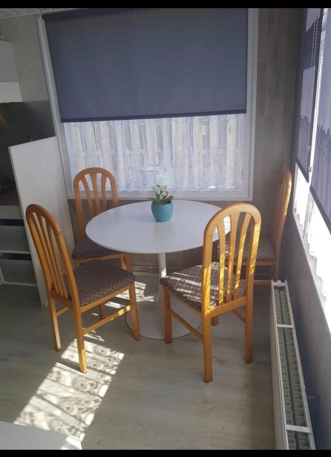 Cozy Chalet In Opmeer Near Amsterdam And Beach Ngoại thất bức ảnh