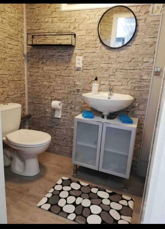 Cozy Chalet In Opmeer Near Amsterdam And Beach Ngoại thất bức ảnh